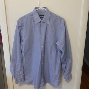Men’s fitted collared shirt. 14.5, 32/33. Great condition